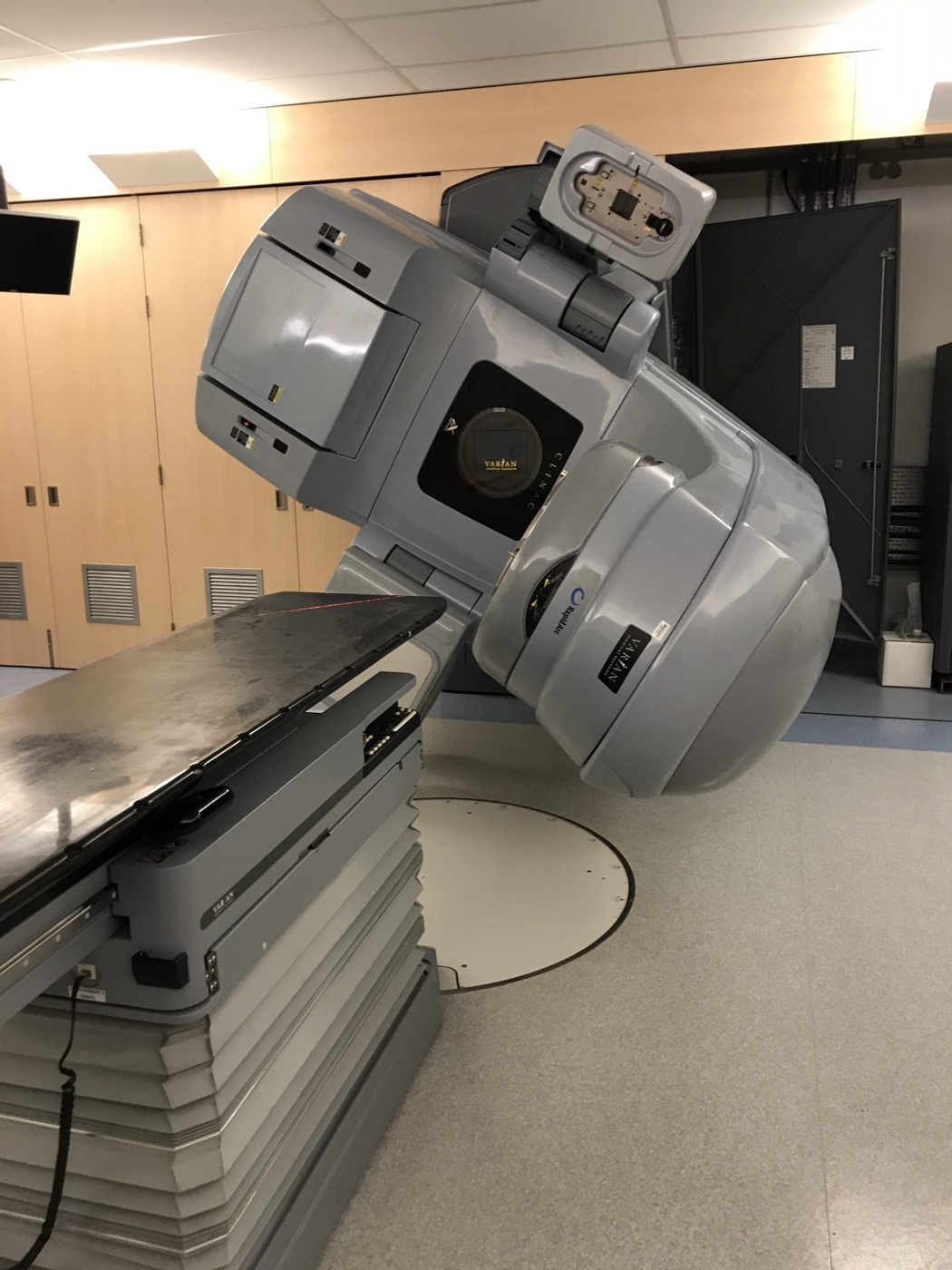 Modern medical linear accelerator used for precision external beam radiotherapy, including thoracic tumors.